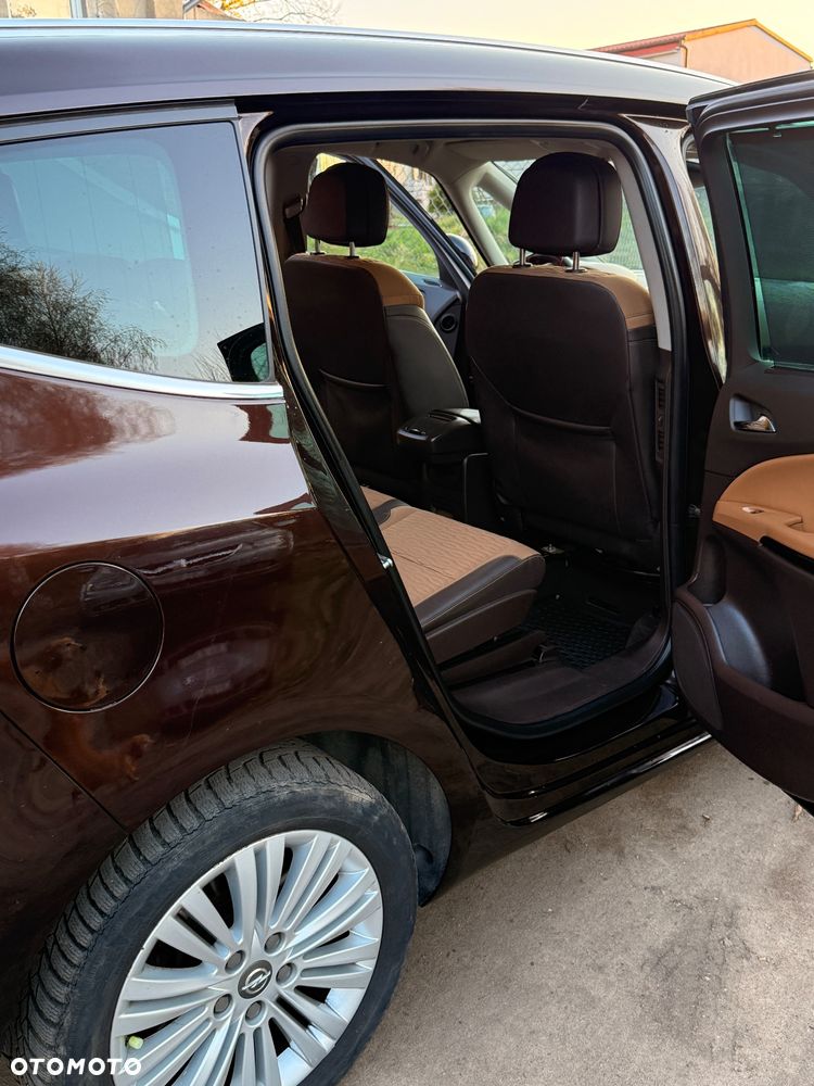 Opel Zafira 2.0 CDTI Cosmo - 10