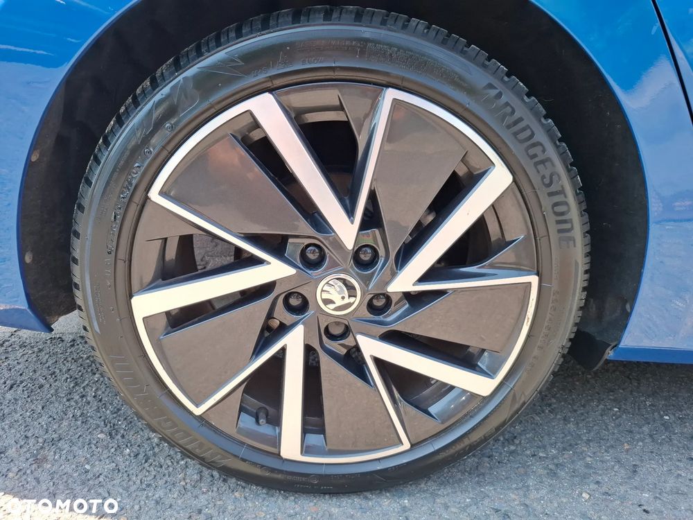 Skoda Octavia 1.5 TSI ACT Sportline - 34