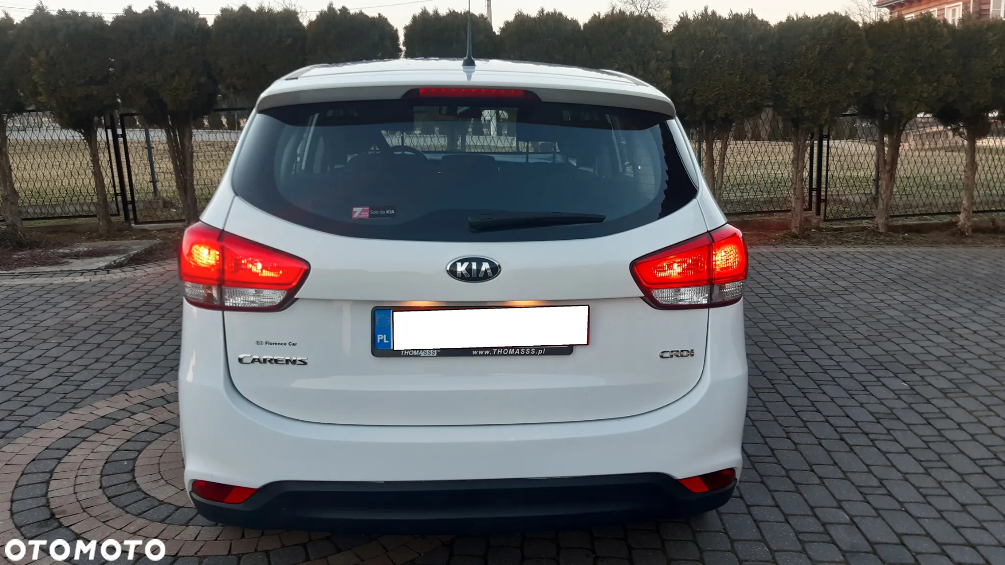 Kia Carens 1.7 CRDi L - 11
