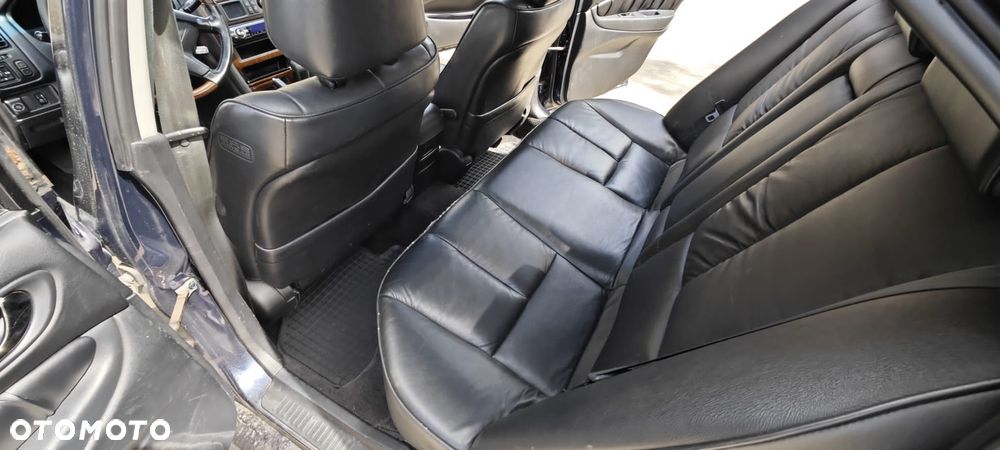 Mitsubishi Galant 2.5 V6 - 18
