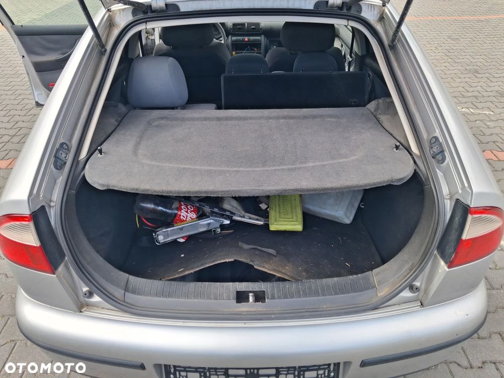 Seat Leon 1 I Toledo 2 II silnik 1.6 16v BCB azd aus atn 105 KM skrzynia biegów ERT sprzęgło wysprzęglik lakier kolor LS7N srebrne drzwi lewe prawe przód tył błotnik zderzak klapa lusterko maska LS7N maglownica przekładnia belka sanki alternator sprężarka klimatyzacji pompa paliwa listwa wtryskowa klamka zamek zacisk głośnik szyba podszybie mechanizm panel sterowania sterownik moduł stacyjka wiązka przewód rura tłumik wydech koła felga zwrotnica kolektor czujnik mcperson amortyzator sprężyna silniczek kokpit pas bezpieczeństwa fotel schowek kierownica zegary klamka osłona lewarek włącznik manetka lampa lampka reflektor atrapa grill zbiorniczek półka bagażnika wykładzina kratka nawiew dmuchawa wentylator chłodnica pas przedni cupholder NA CZĘŚCI WSZYSTKIE CZĘŚCI - 15