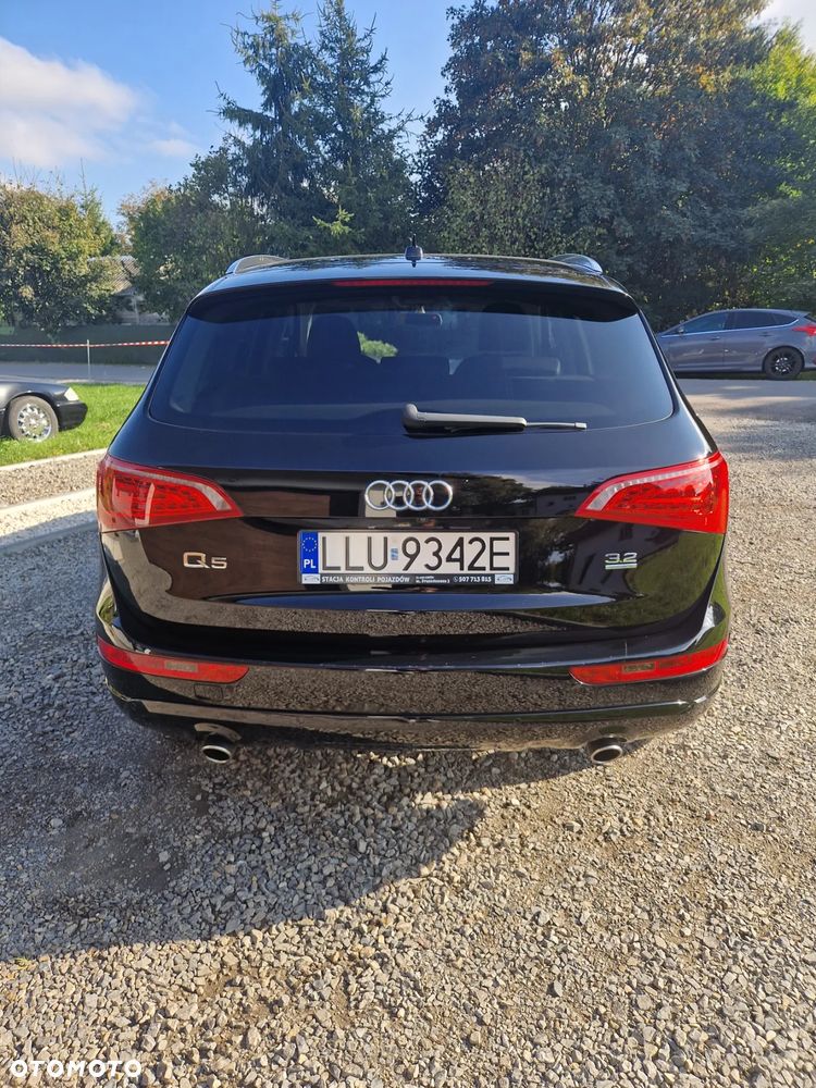 Audi Q5 3.2 FSI Quattro S tronic - 15
