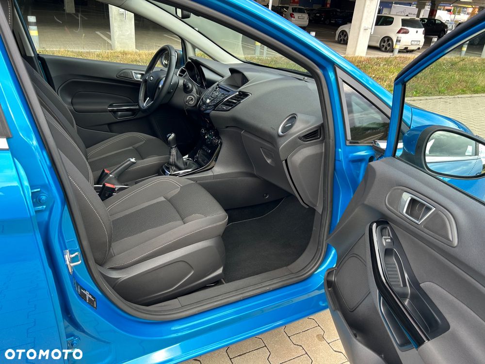 Ford Fiesta 1.0 EcoBoost S&S TITANIUM - 18