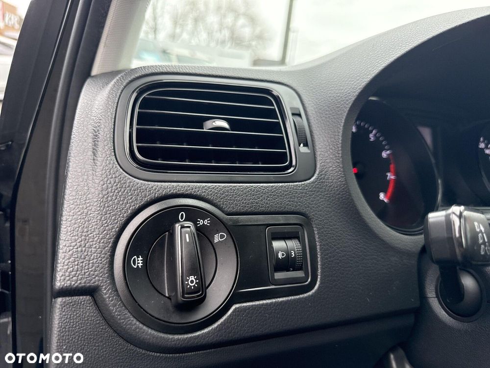 Volkswagen Polo 1.0 Trendline - 16