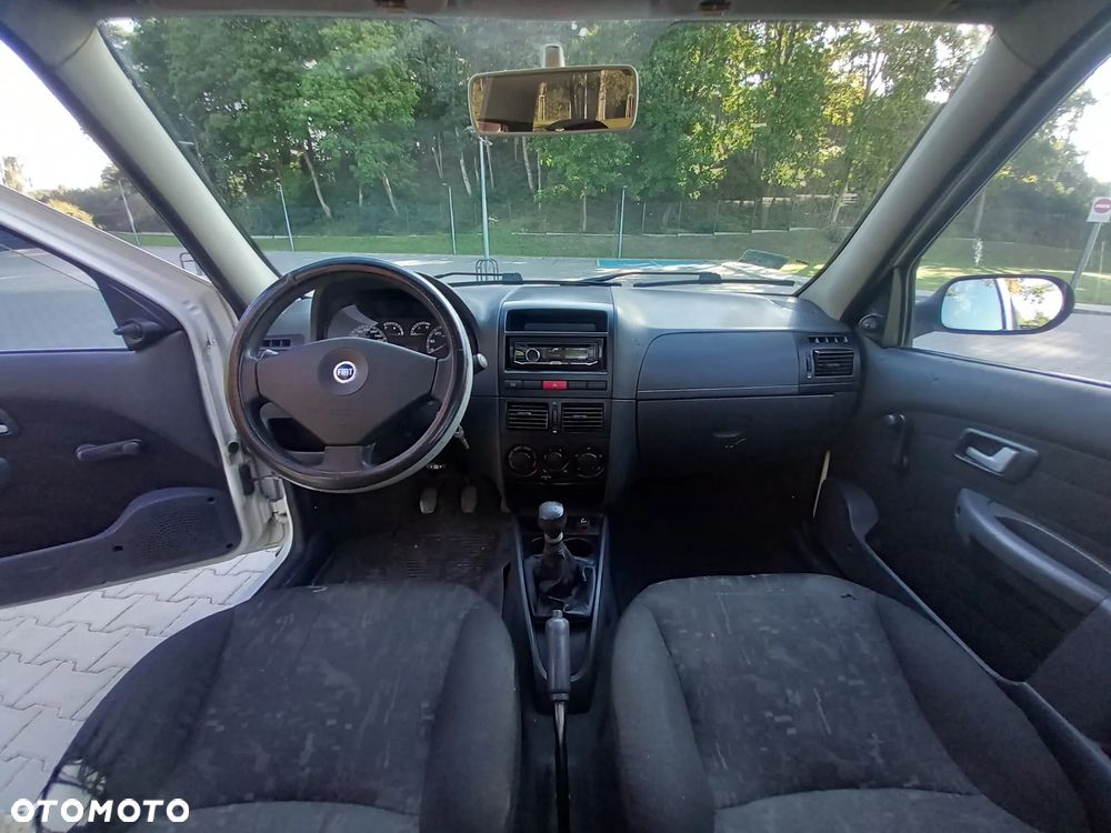Fiat Strada - 2