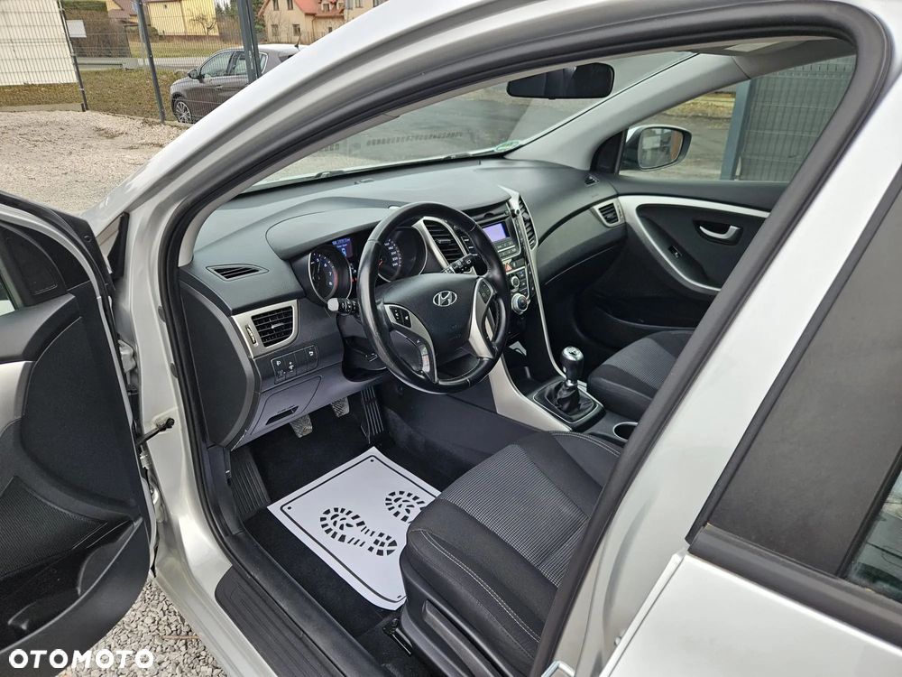 Hyundai i30 1.4 Comfort - 17