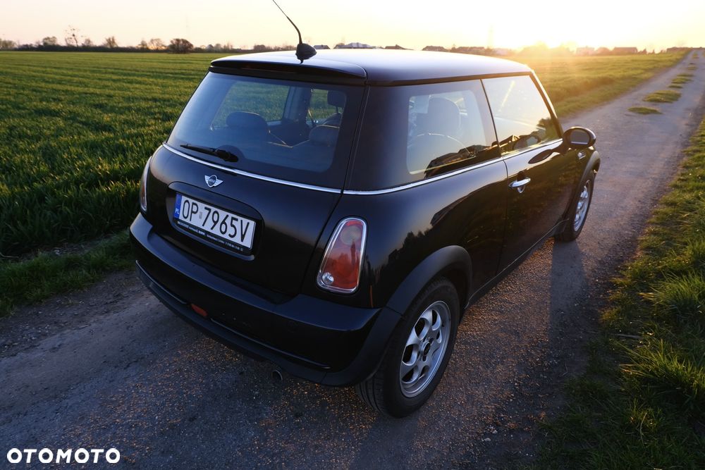 MINI ONE Standard - 4
