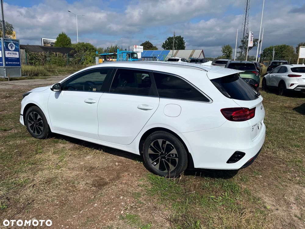 Kia Ceed 1.5 T-GDI M DCT - 4