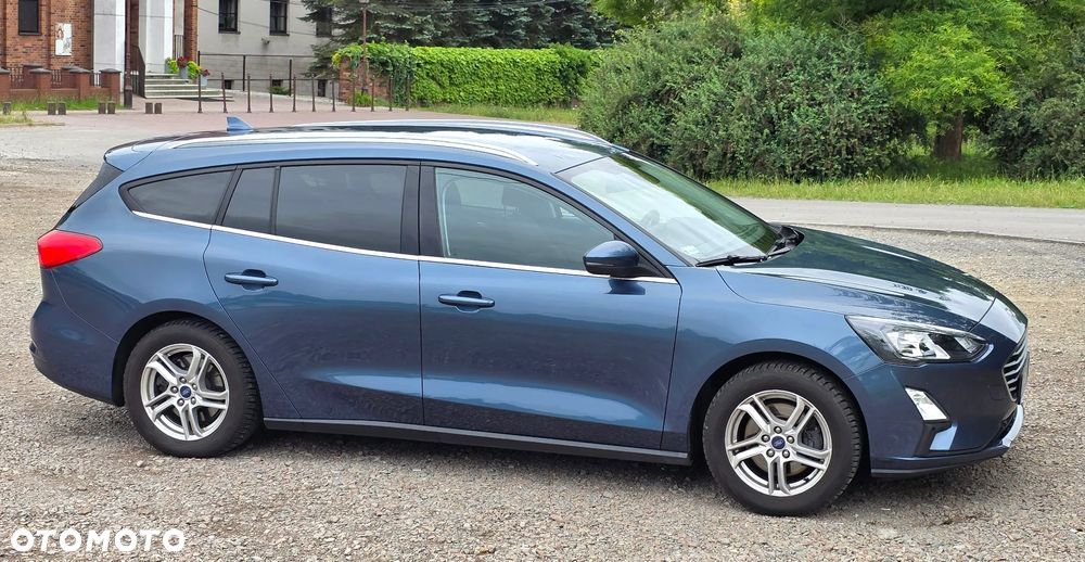 Ford Focus 1.0 EcoBoost Trend Edition - 1