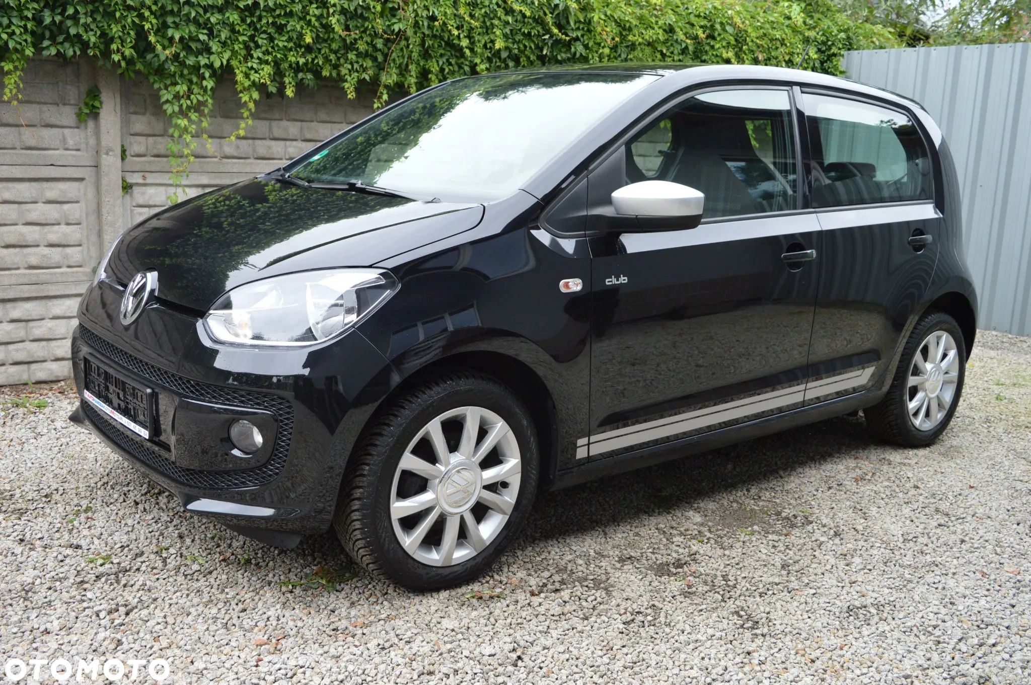 Volkswagen up! club - 1