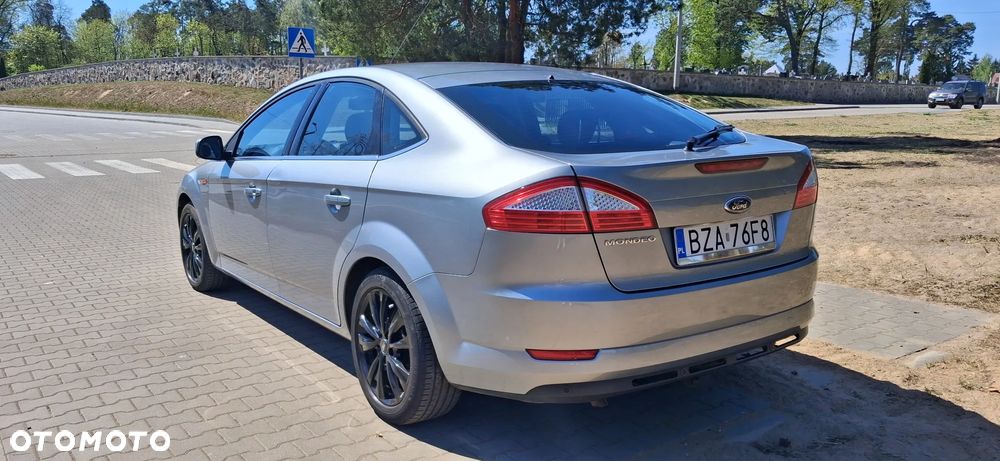Ford Mondeo 2.0 Titanium - 8