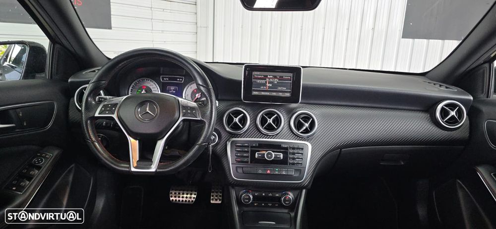 Mercedes-Benz A 180 d 7G-DCT AMG Line - 20