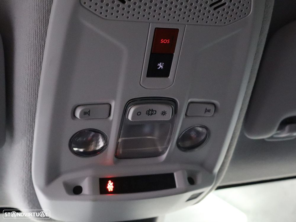 Peugeot e-208 50 kWh Allure - 21