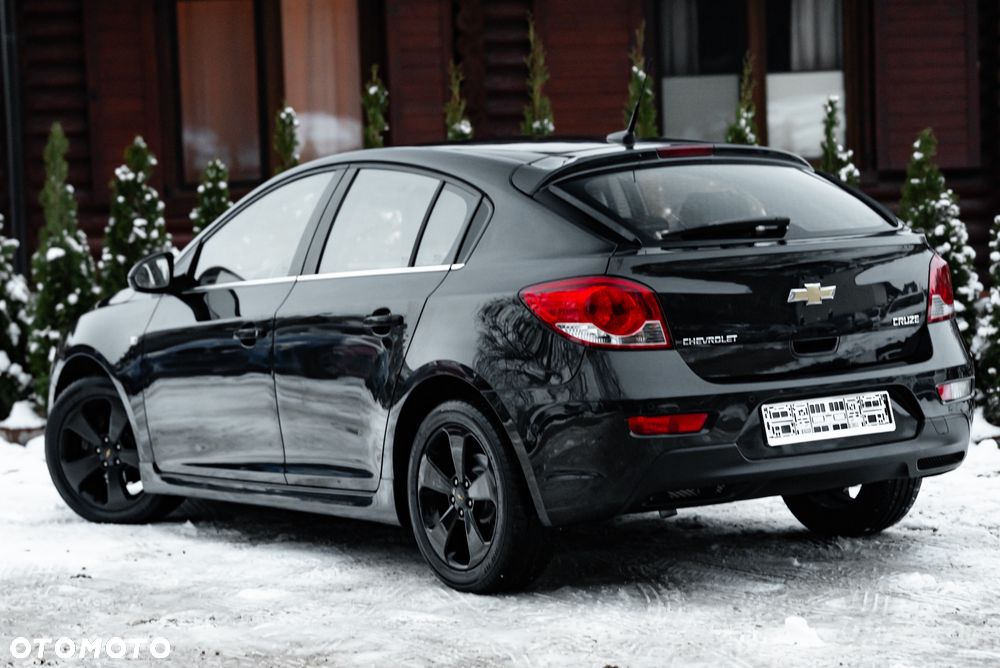Chevrolet Cruze 1.8 LT - 10