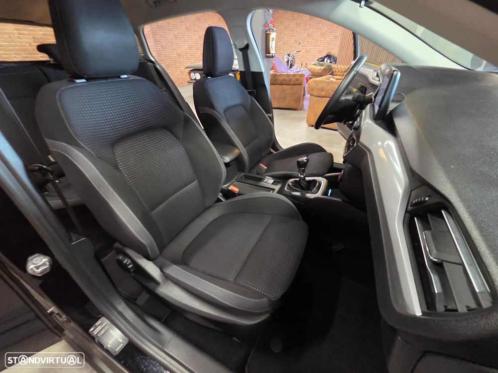 Ford Focus SW 1.0 EcoBoost S&S ACTIVE - 31