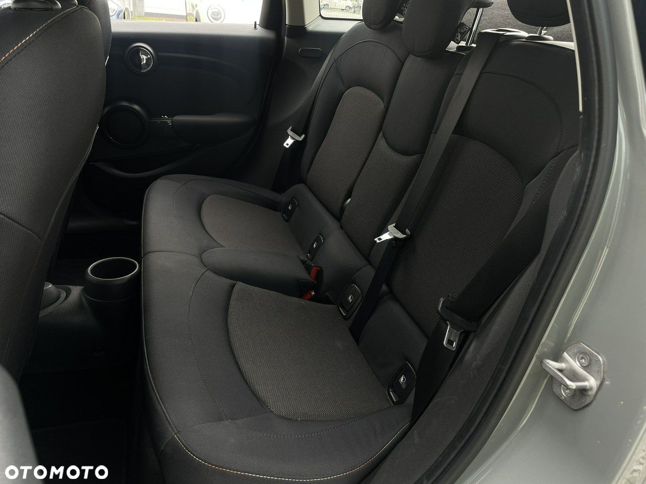 MINI Cooper - 16