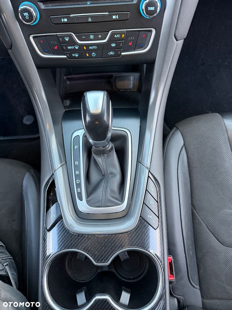 Ford Mondeo 2.0 TDCi PowerShift-Aut Allrad Titanium - 17