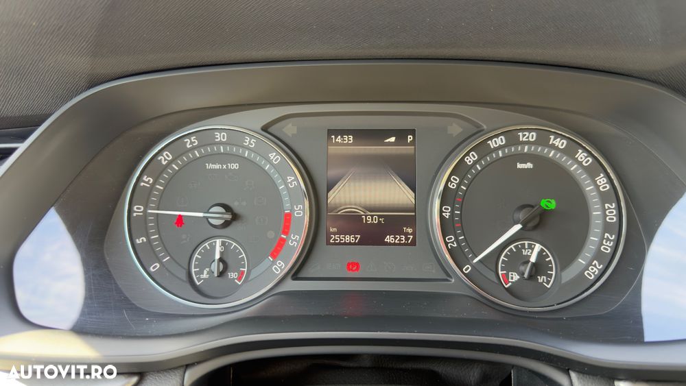 Skoda Octavia - 8