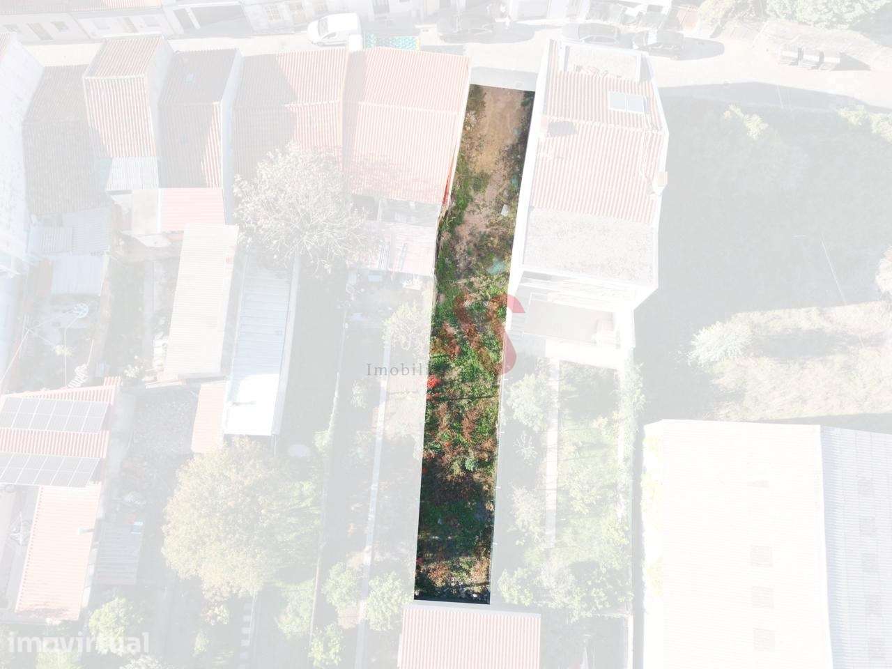 Terreno Urbano com 213,5 m² em Real, Braga - Grande imagem: 2/7