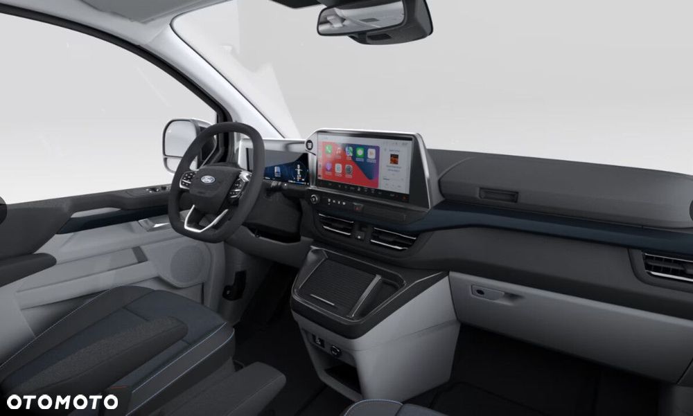 Ford Tourneo Custom - 12