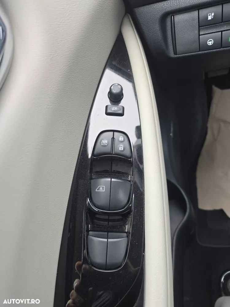 Nissan LEAF Tekna - 6