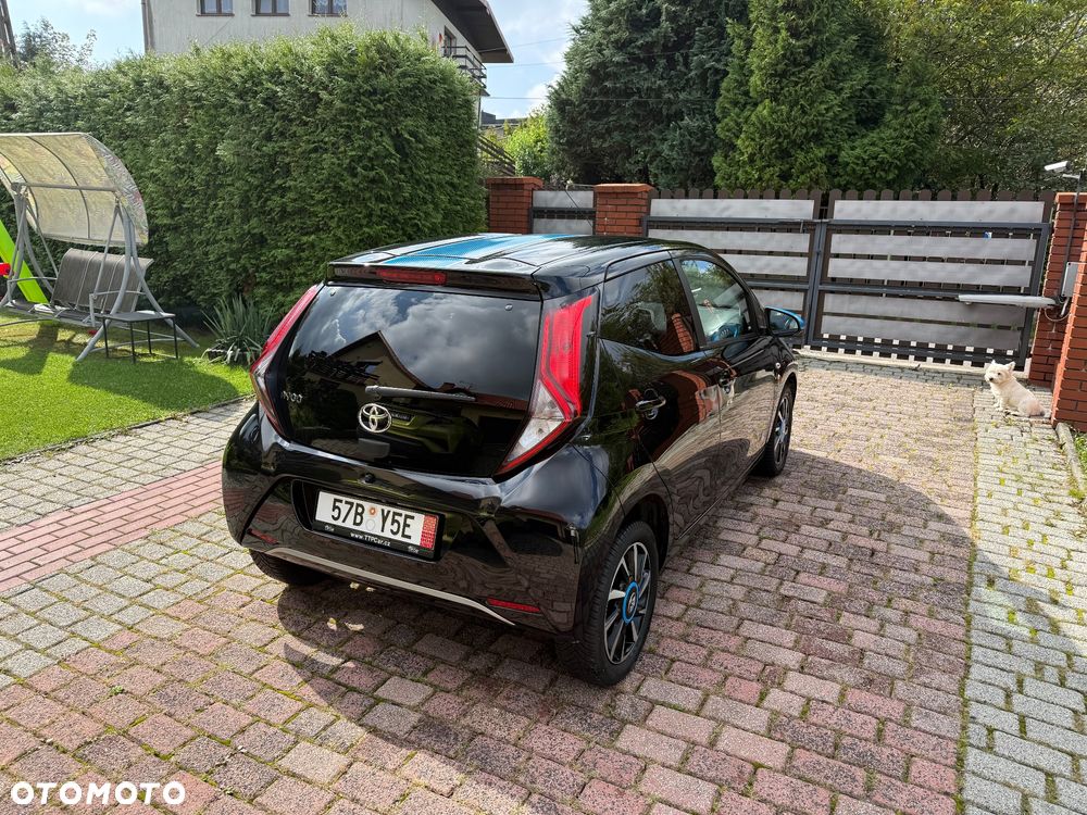 Toyota Aygo x-play - 6