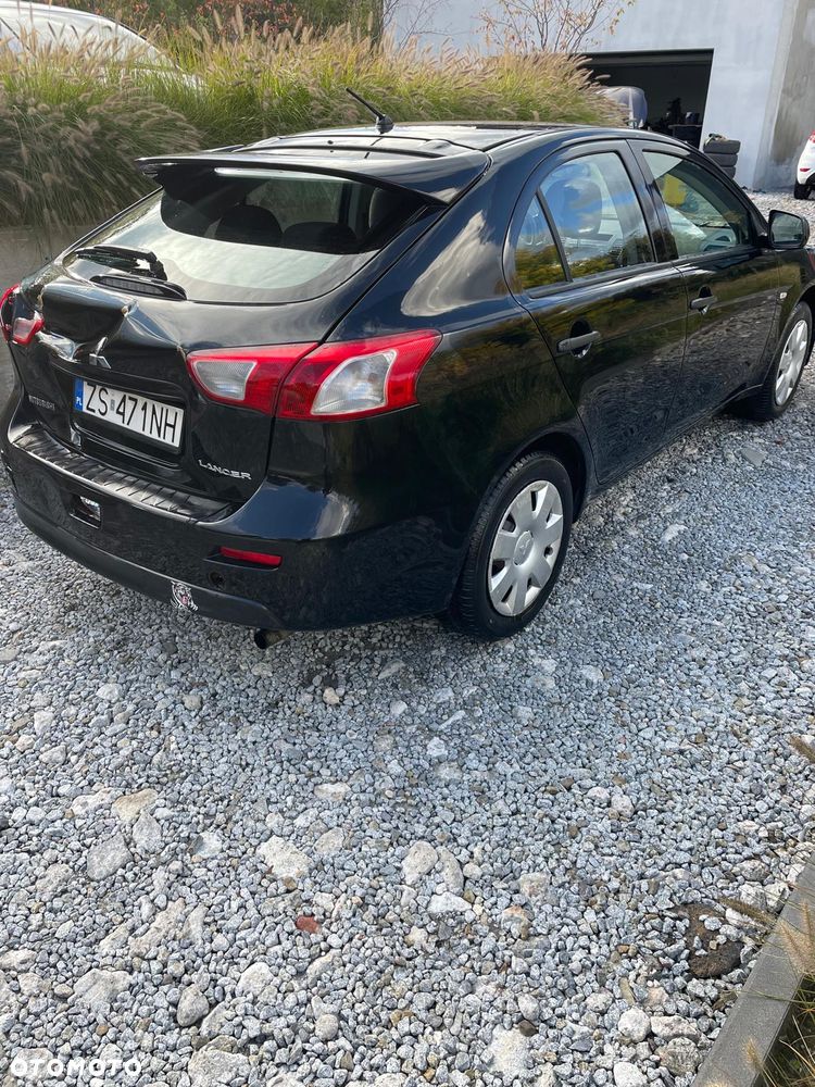Mitsubishi Lancer 2009 photo 4