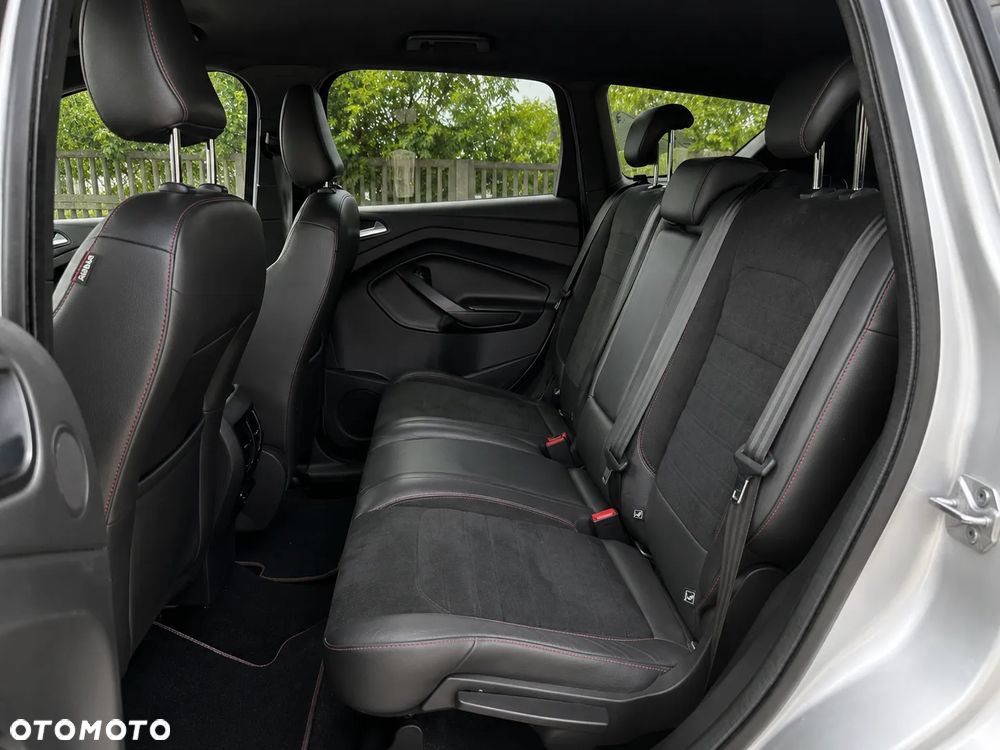 Ford Kuga 2.0 TDCi 4x4 ST-Line - 11