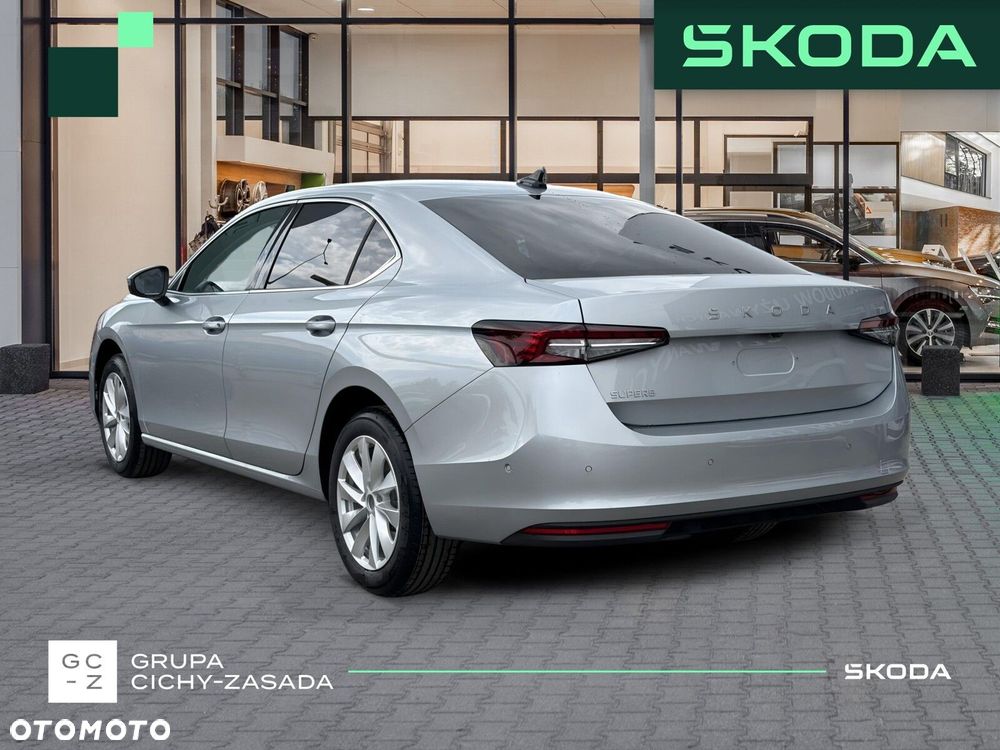 Skoda Superb 2.0 TSI Edition 130 DSG - 4