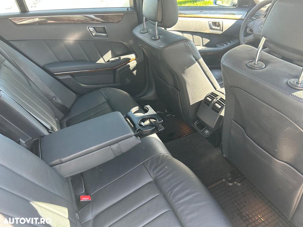 Mercedes-Benz E 220 CDI Automatik Elegance - 8