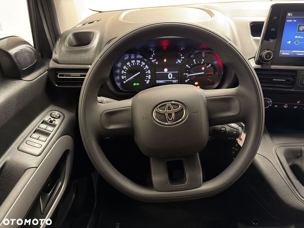 Toyota Proace City Verso 1.2 D-4T Business - 12
