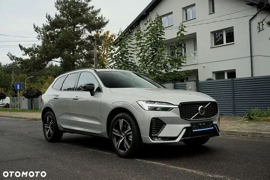Volvo XC 60 B4 D AWD Plus Dark - 18