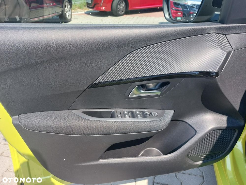 Peugeot 208 1.2 mHEV Edition e-DCS6 - 10