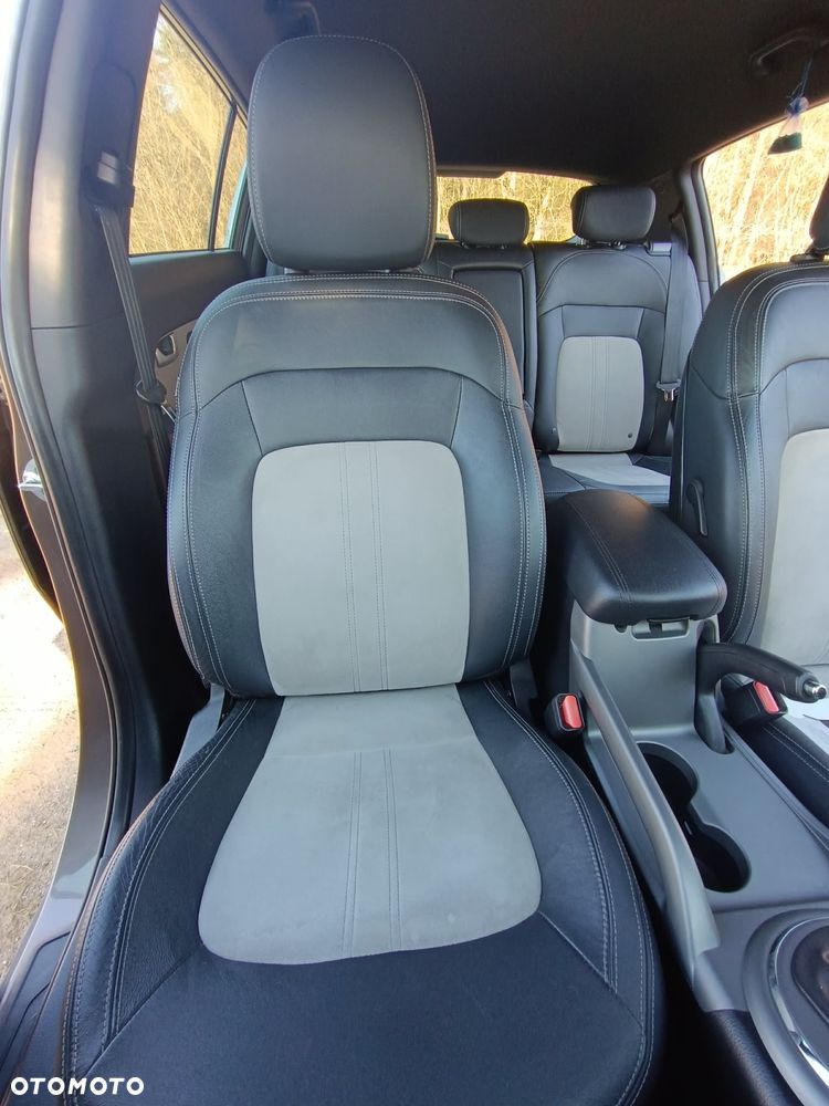 Kia Sportage 1.6 GDI Business Line L 2WD - 30