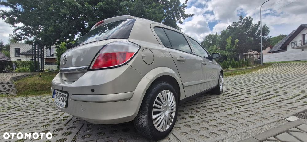 Opel Astra 1.9 CDTI - 5