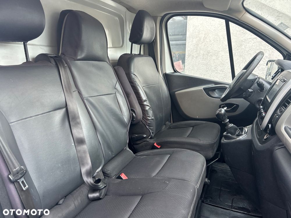 Renault Trafic - 18