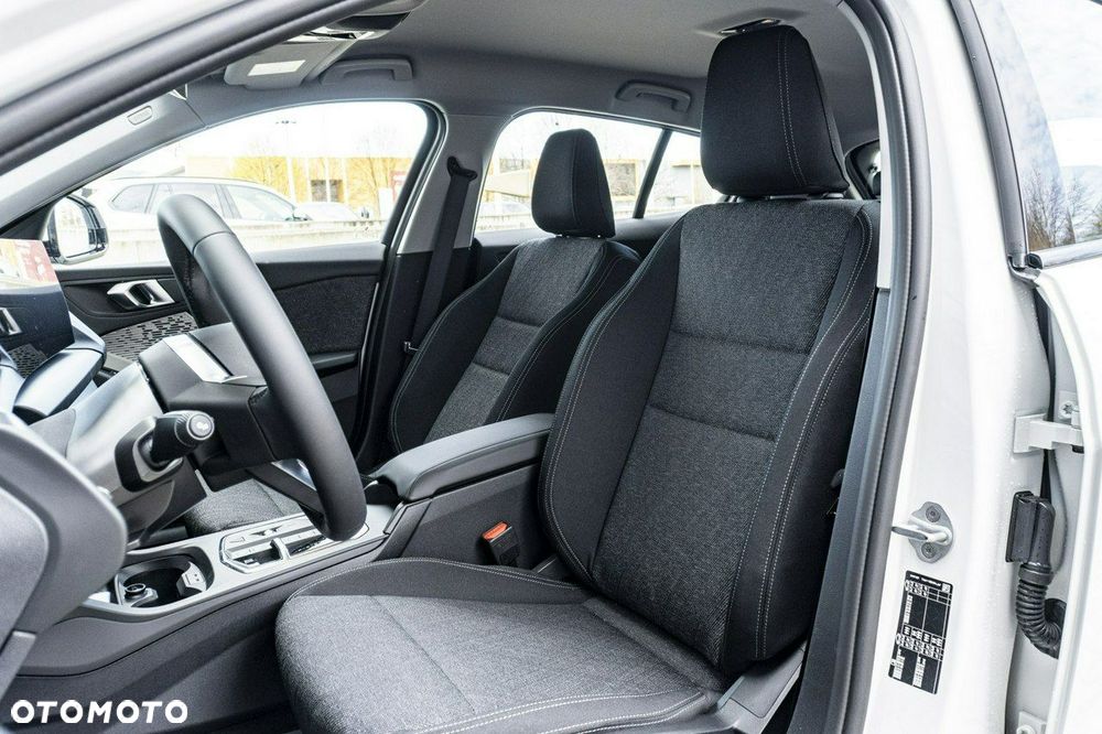 BMW Seria 1 - 13