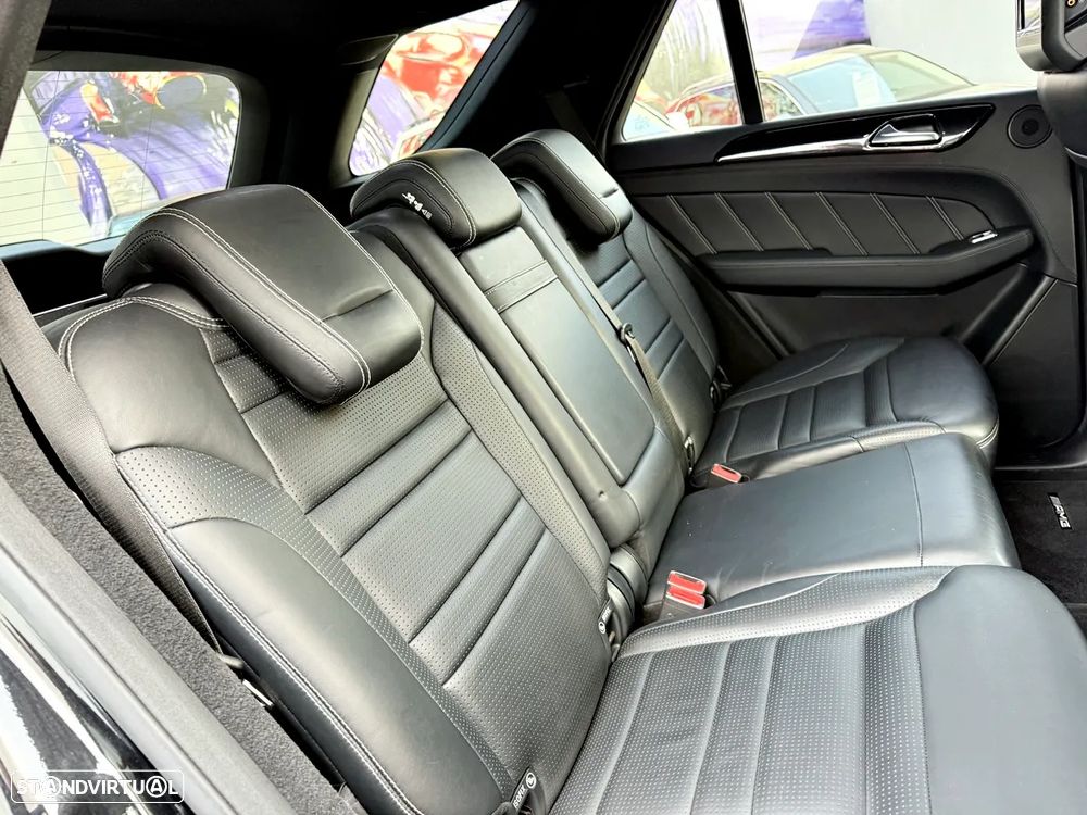 Mercedes-Benz ML 63 AMG 4Matic SpeedshiftFT 7G-TRONIC Performance Package - 32