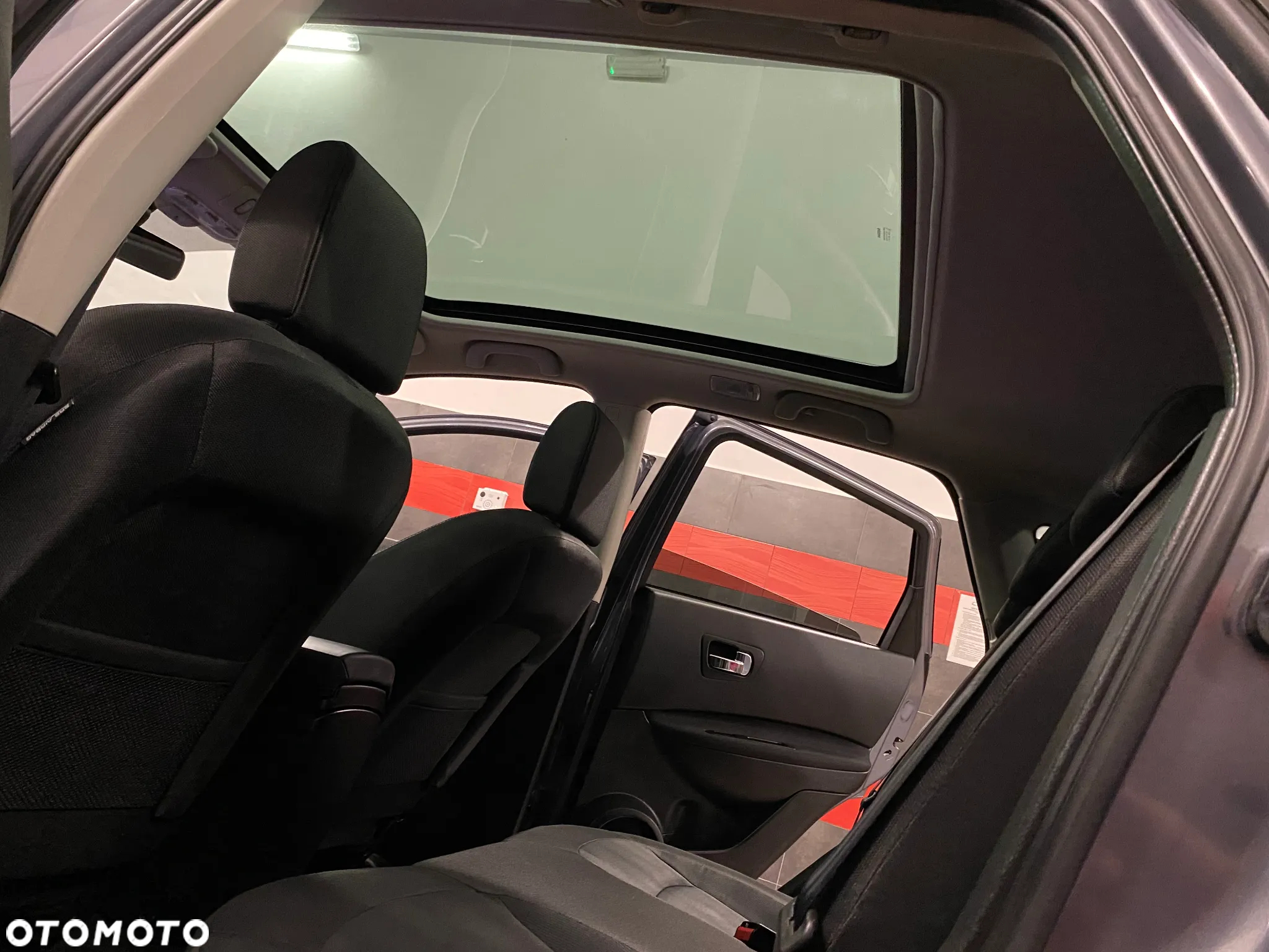 Nissan Qashqai 2.0 4 x 4 CVT tekna - 18