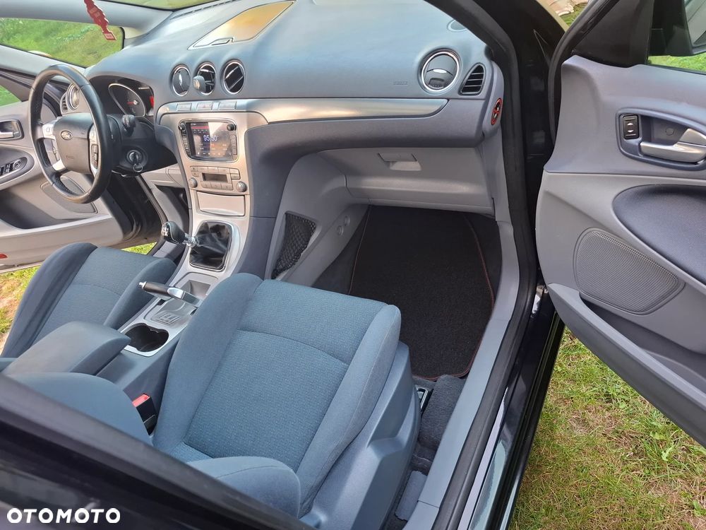 Ford S-Max - 4