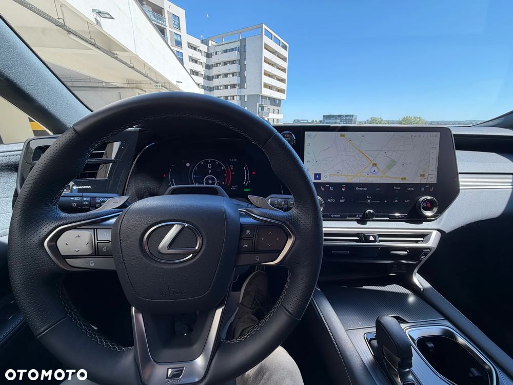 Lexus RX 500h F Sport - 28