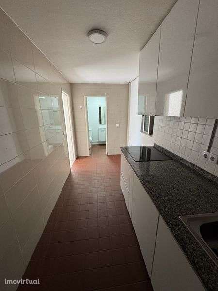 Apartamento t1 centro da Mamarrosa - Grande imagem: 2/6