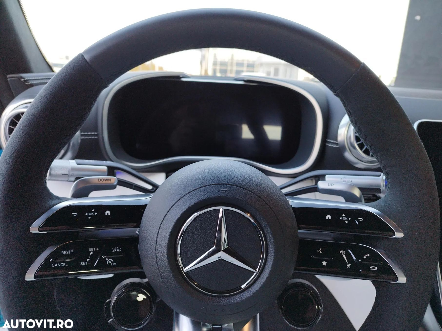 Mercedes-Benz SL AMG 63 4MATIC+ - 9