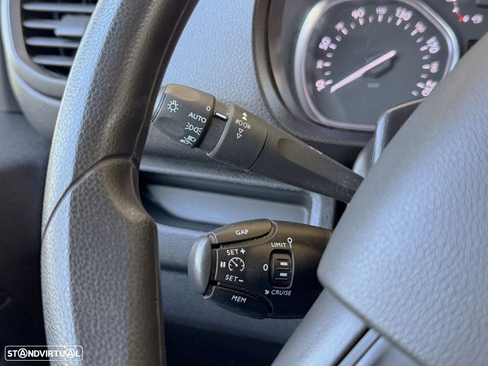 Opel Vivaro 1.5 CDTi L2H1 Enjoy - 25