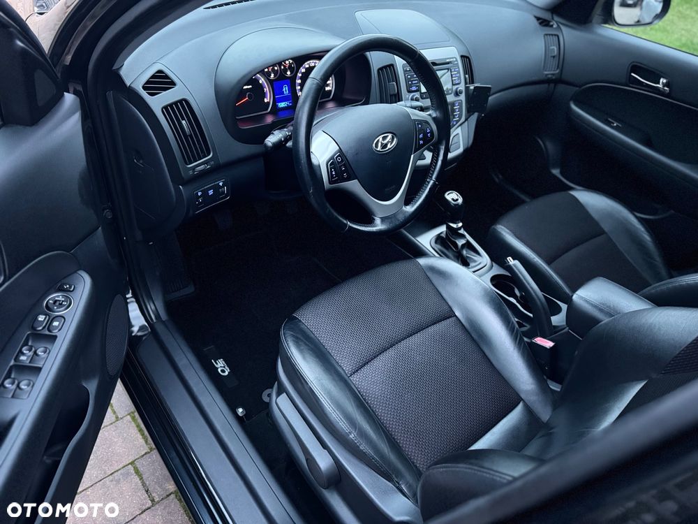 Hyundai i30 i30cw 1.4 FIFA WM Edition - 11