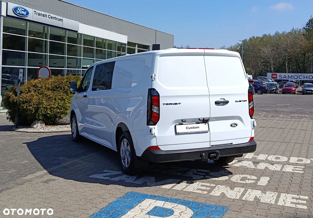 Ford Custom Brygadowy 6-cio miejscowy 320L2 - 10