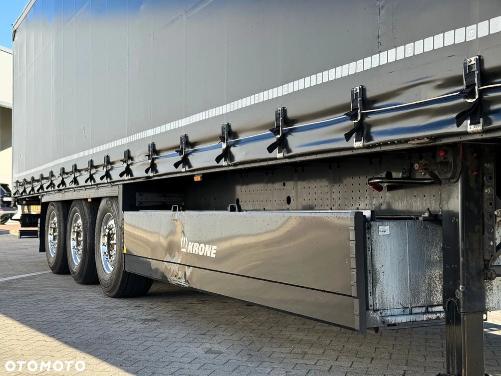 Krone SD NACZEPA / SUWANY DACH / PODNOSZONY DACH / SALON PL - 11