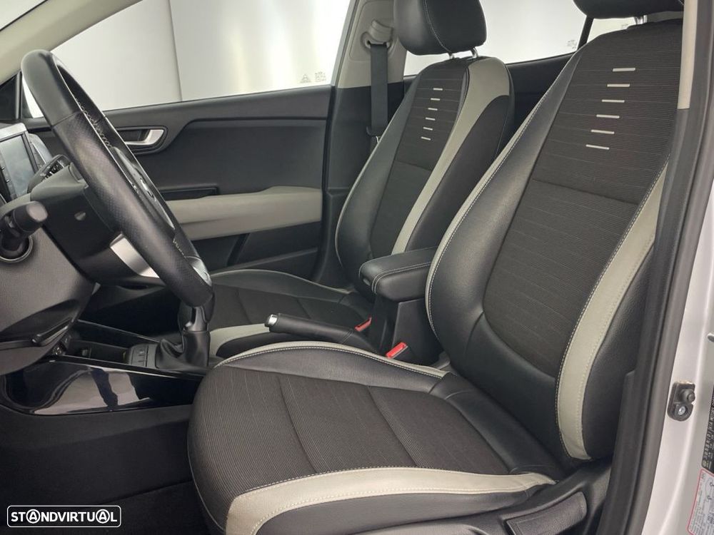 Kia Stonic 1.0 T-GDI TX - 18