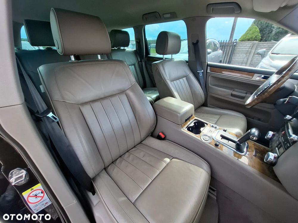Volkswagen Touareg 5.0 V10 TDI Tiptr - 21