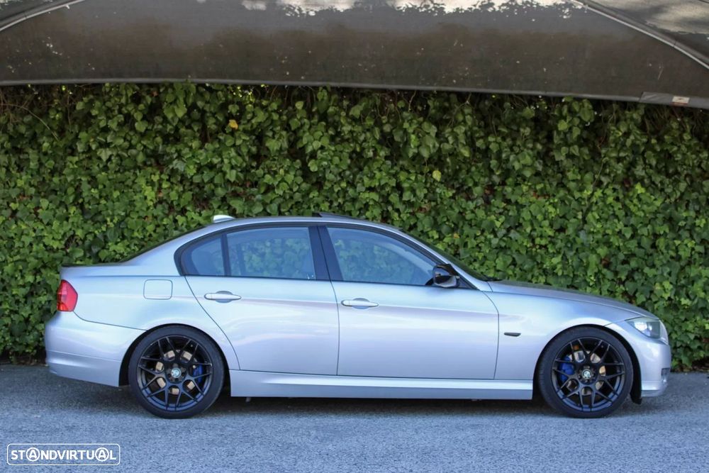 BMW 320 i Navigation - 7